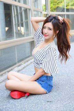 美女穿丝袜被狂躁动态图